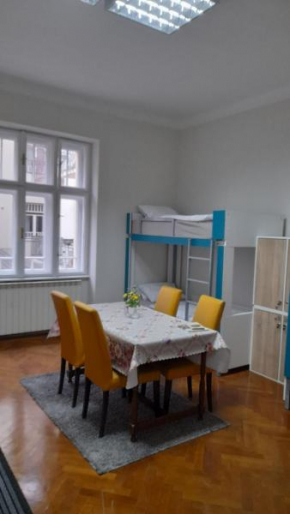 Zeynep Apartments